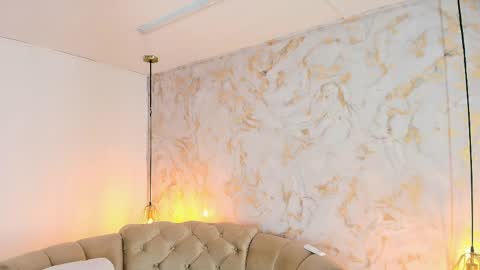 Khloe online show from 04/02/26, 05:05