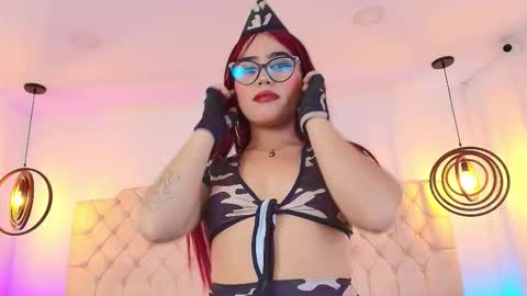 khloejohnson online show from 09/12/25, 08:53