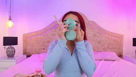 khloejohnson online show from 10/03/25, 08:17