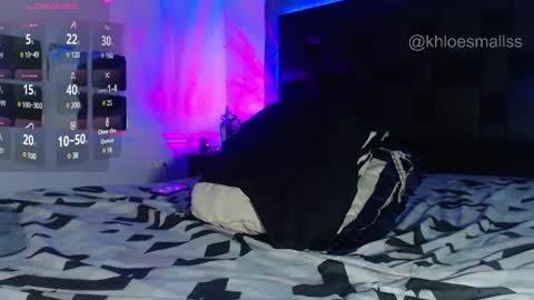              online show from 03/10/25, 03:12