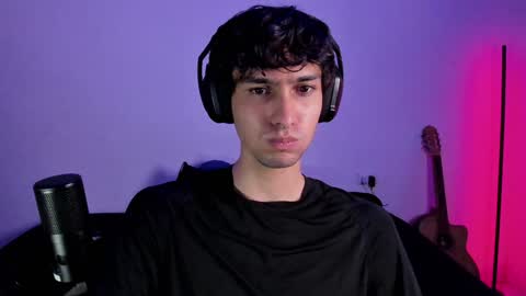 khozler_ online show from 01/12/25, 06:06