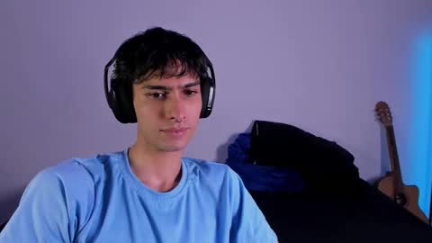 khozler_ online show from 02/09/25, 09:37