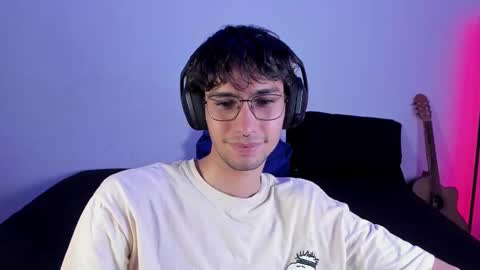 khozler_ online show from 02/13/25, 02:34