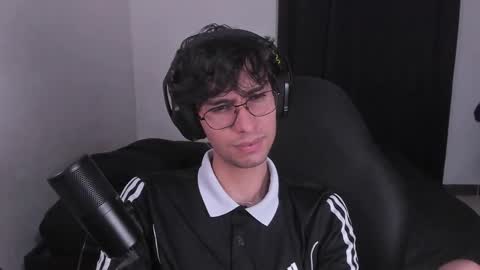 khozler_ online show from 10/03/25, 10:40