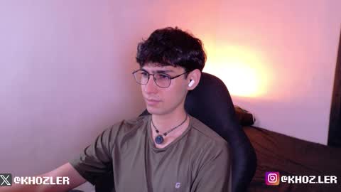Snapshot of khozler_ chatting on 01/12/26, 11:21 khozler_ online show from 01/12/26, 11:21