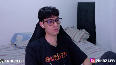 Snapshot of khozler_ chatting on 03/13/26, 02:29 khozler_ online show from 03/13/26, 02:29