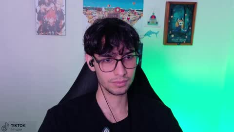 Snapshot of khozler_ chatting on 05/11/26, 02:39 khozler_ online show from 05/11/26, 02:39