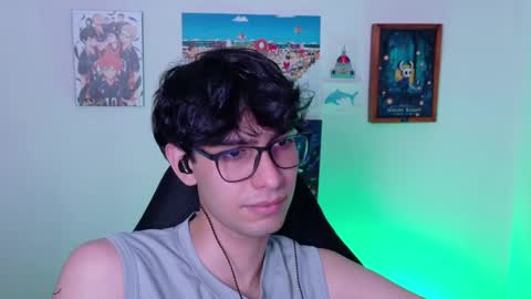 Snapshot of khozler_ chatting on 05/17/26, 01:58 khozler_ online show from 05/17/26, 01:58