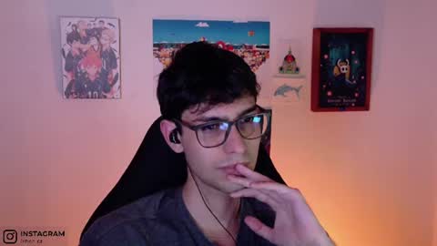 Snapshot of khozler_ chatting on 06/15/26, 04:36 khozler_ online show from 06/15/26, 04:36