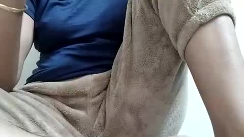 khushisinghh online show from 12/04/24, 03:37