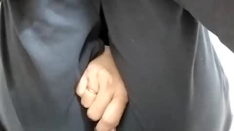 khushisinghh online show from 12/28/24, 03:04