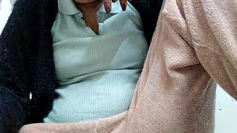 khushisinghh online show from 02/10/25, 03:35