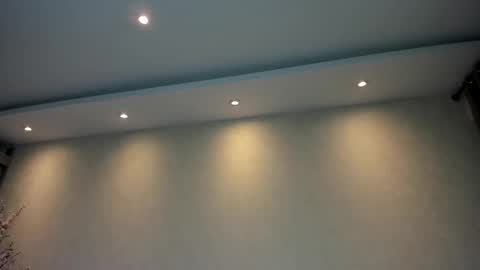    N         M online show from 10/25/25, 11:29