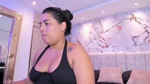    N         M online show from 11/05/25, 06:41