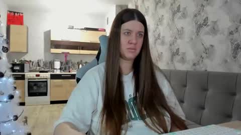 kianna_dior_ online show from 01/06/26, 11:14