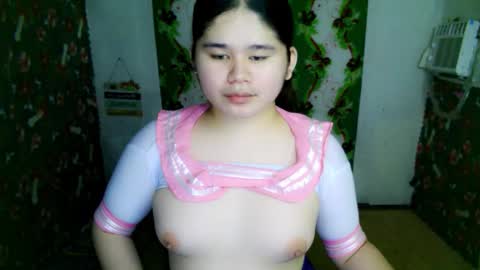 Your SweetGirl Ts online show from 12/14/25, 04:45