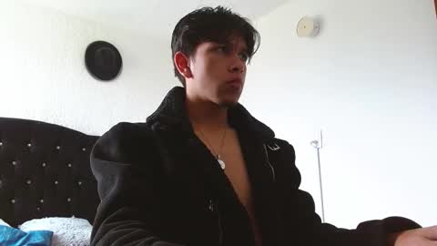 Adrian  Chlloe online show from 09/15/25, 02:50