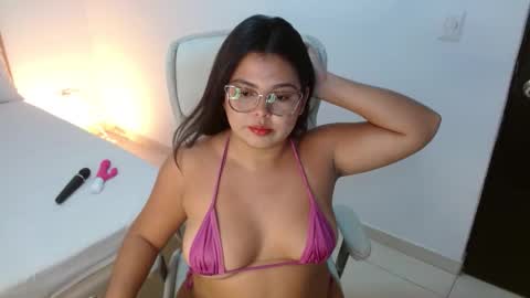 Kiara Evans online show from 03/16/26, 12:06