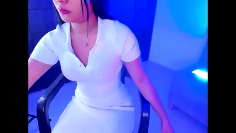 kiara_bloom_hot online show from 12/16/25, 12:43