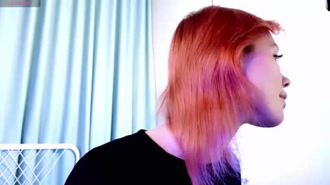 Kira online show from 03/23/26, 10:03