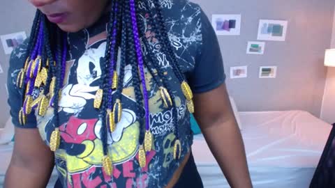 Snapshot of kiara_evanss chatting on 01/17/25, 10:56 Kiara online show from 01/17/25, 10:56