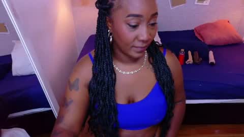 Snapshot of kiara_evanss chatting on 06/30/26, 11:17 Kiara online show from 06/30/26, 11:17