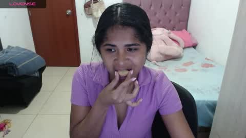 Kiara online show from 10/18/25, 10:54