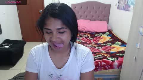 Kiara online show from 12/18/25, 10:27