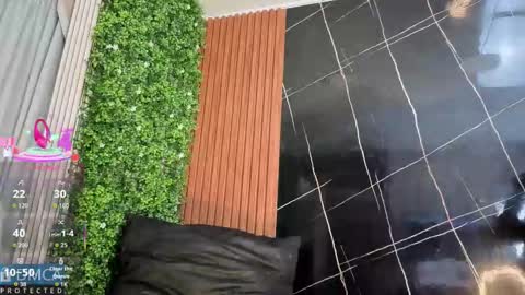 Kiara Zahiri online show from 11/03/25, 11:00