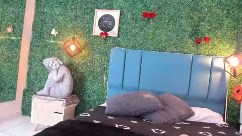 Valery online show from 04/21/26, 08:23