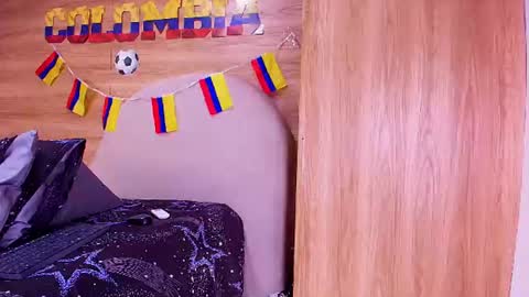 kiaralopez_ online show from 06/25/26, 05:12