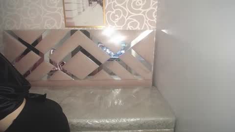 Snapshot of kiarastar_ch chatting on 06/19/26, 08:34 kiara online show from 06/19/26, 08:34