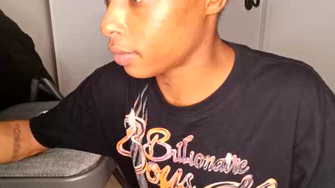 HunneysPlayRoom online show from 02/12/26, 09:15