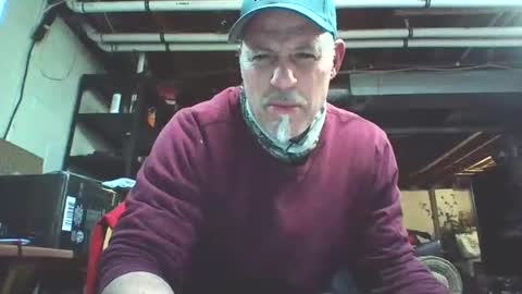 Snapshot of kick_1_down chatting on 12/15/24, 07:21 kick_1_down online show from 12/15/24, 07:21