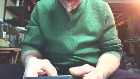 Snapshot of kick_1_down chatting on 01/27/25, 05:04 kick_1_down online show from 01/27/25, 05:04