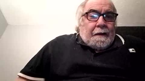 KICKINME online show from 09/28/25, 01:44