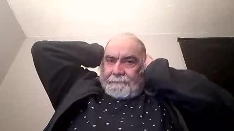 KICKINME online show from 11/30/25, 08:46