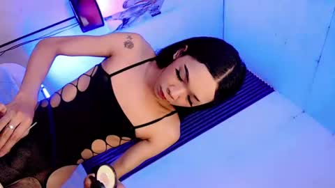 kieramoore online show from 07/18/26, 08:18