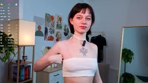 Vanessa online show from 12/04/25, 01:26