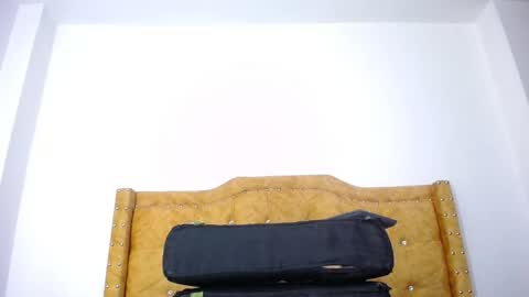 kihara_23 online show from 04/18/26, 09:15