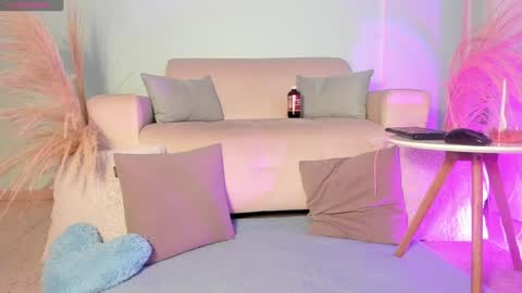 Kim Thompson online show from 02/05/25, 02:37