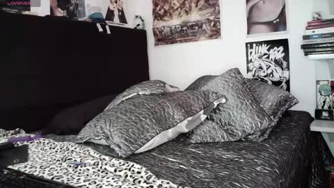 kenny online show from 04/18/26, 07:07