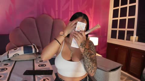 Kim online show from 12/26/24, 11:43