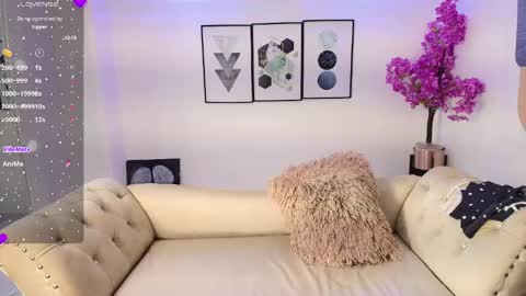 Kitty online show from 04/22/26, 12:28