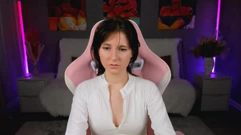 Kika online show from 04/23/26, 12:29