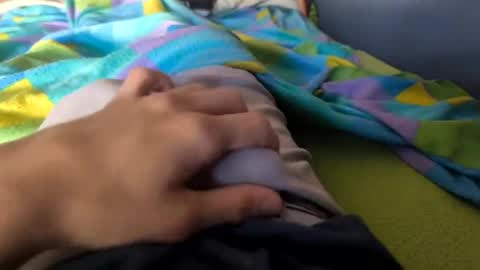 kike572183 online show from 04/18/26, 09:35