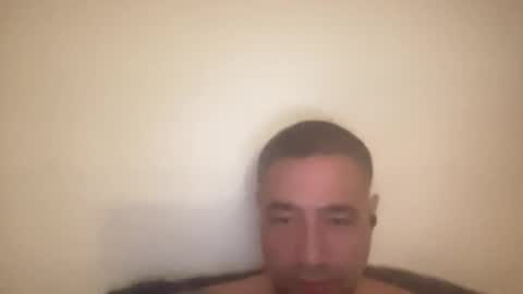 Snapshot of kikelst13 chatting on 11/26/25, 11:44 kikelst13 online show from 11/26/25, 11:44