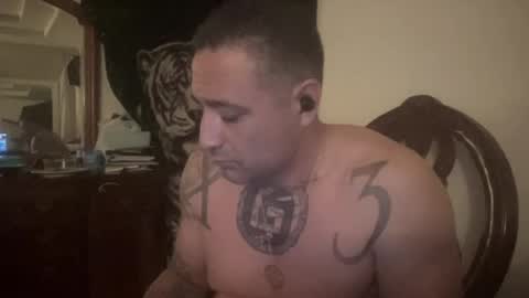 Snapshot of kikelst13 chatting on 12/02/25, 06:52 kikelst13 online show from 12/02/25, 06:52