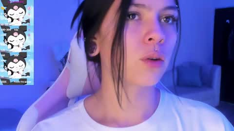 Snapshot of kiki_cams chatting on 01/17/25, 10:22 kIKI online show from 01/17/25, 10:22