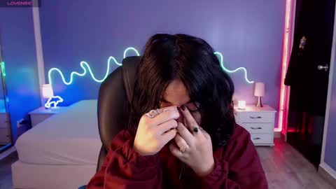 Snapshot of kiki_cams chatting on 02/24/25, 11:54 kIKI online show from 02/24/25, 11:54